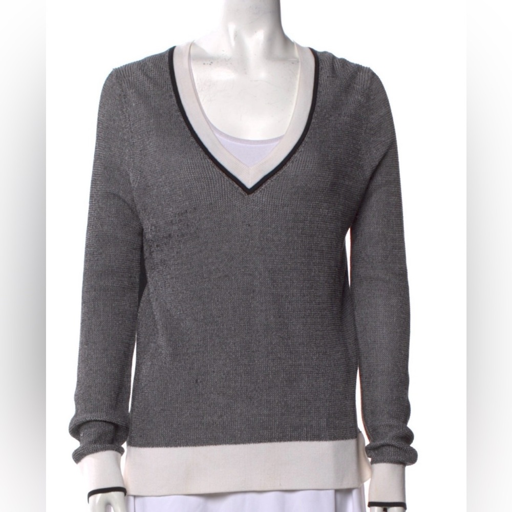 Good PreLoved Condition Rag & Bone Gray, Black and Cream V-Neck Sweater!